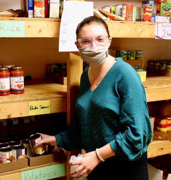 food pantry sorting food